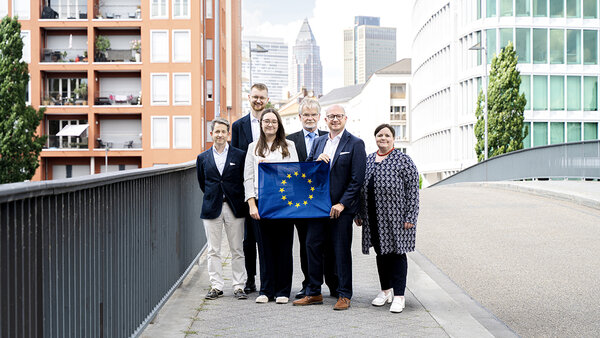 Europab&uuml;ro 15 Jahre (Web)